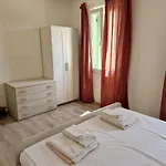 Casa Rafut Апартаменты *